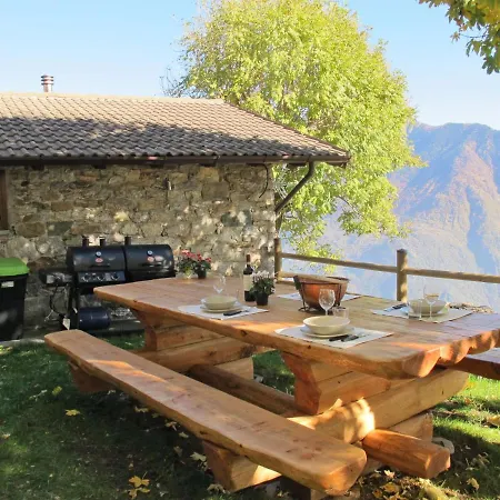 Nyaraló La Tana Del Lupo By Interhome *