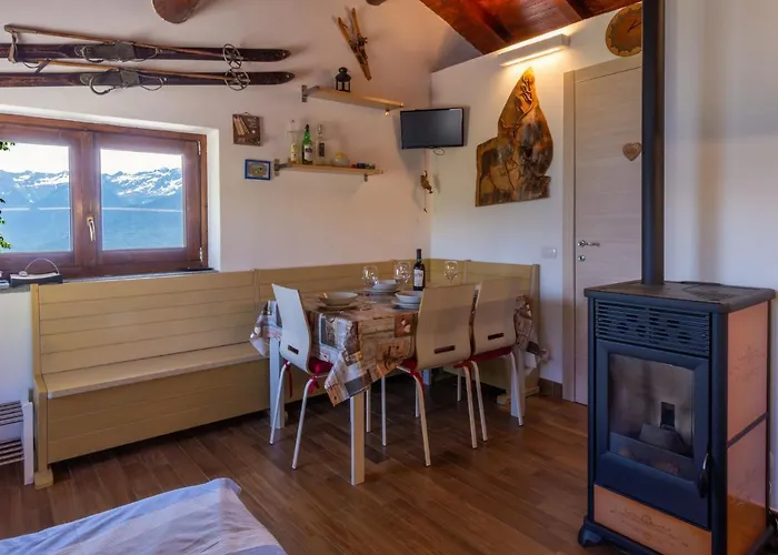 Semesterbostad La Tana Del Lupo By Interhome Albonico